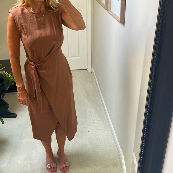 Zoe And Claire Mocha Dress - Picture 2 of 12